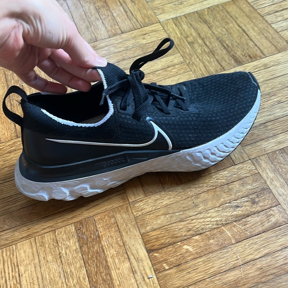 Black Nike React Flyknit